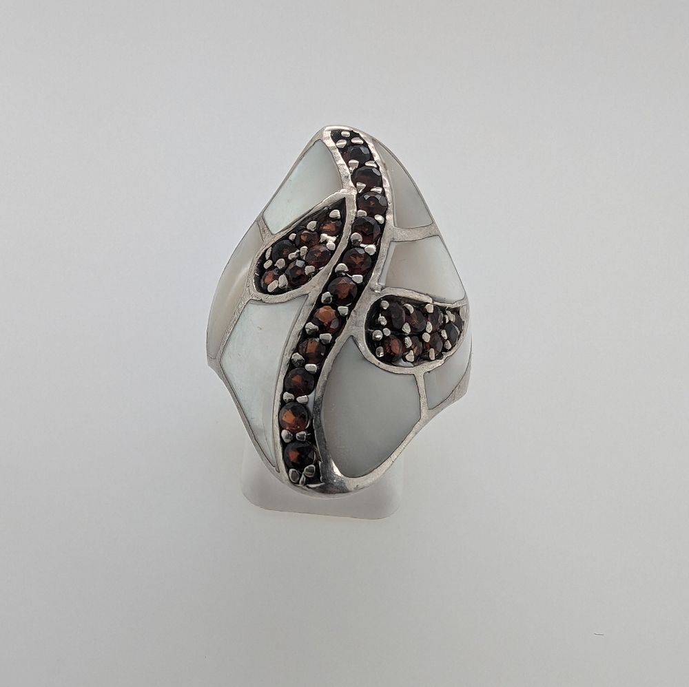 Sterling Silver Cocktail Ring w/ Mother of Pearl and Garnet Stones